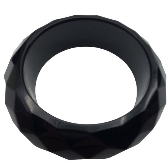 Black Faceted Acrylic Bangle Chunky Plastic Wide Glossy Bracelet Vintage 1970s - Picture 3 of 4